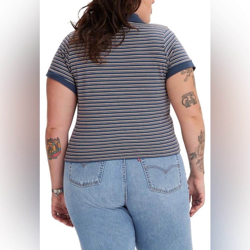 Levi’s cropped polo T-shirt (XL) - Picture 6 of 10